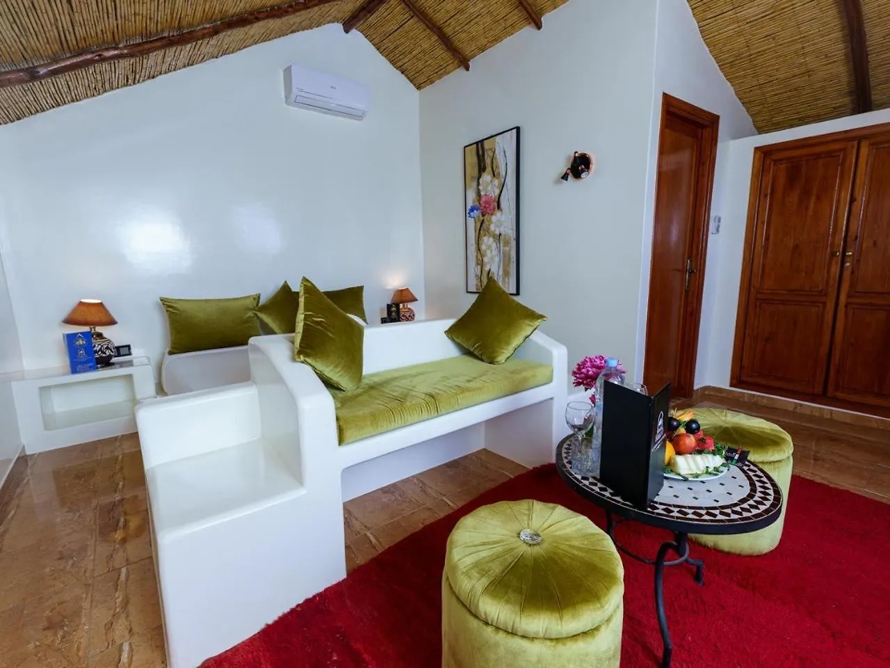 Villa Marco Au Jardin Des Senteurs El Ain Affittacamere