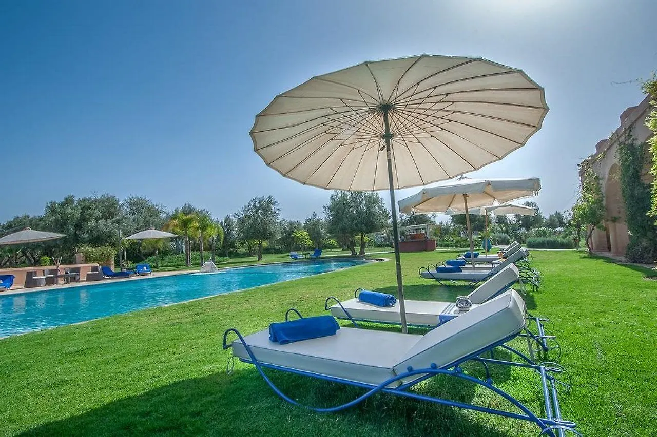Villa Marco Au Jardin Des Senteurs El Ain 4*,