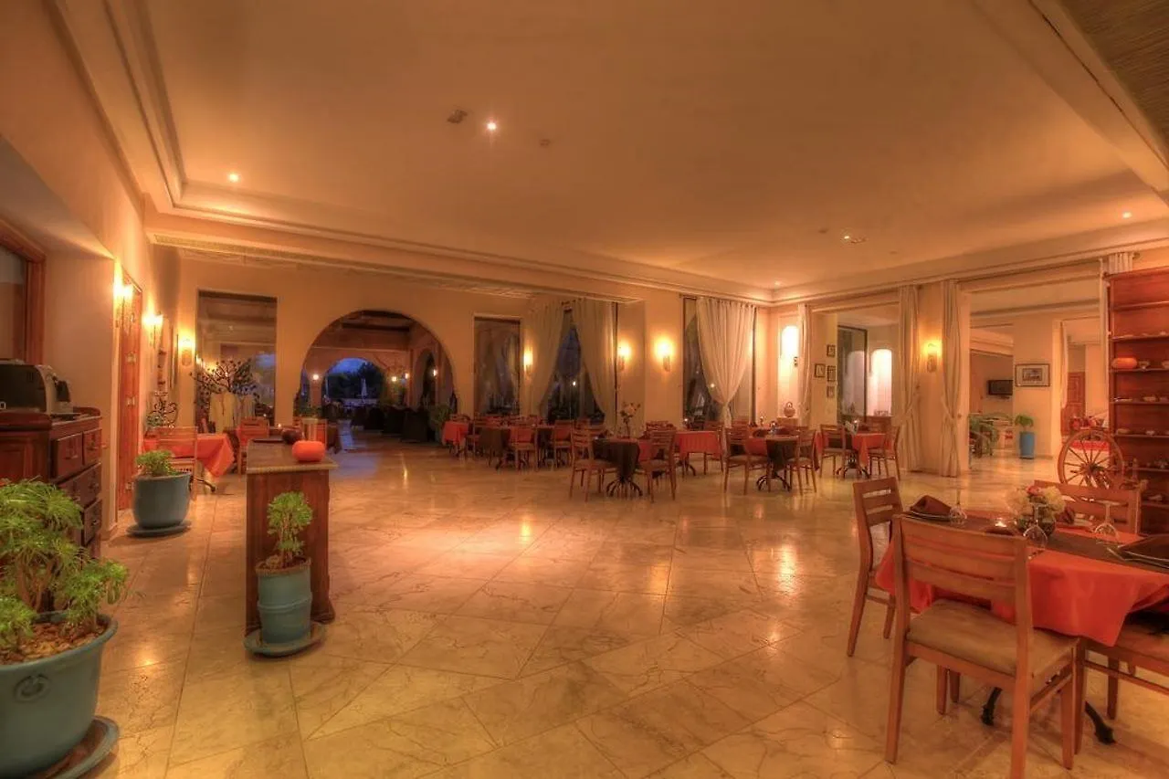 Villa Marco Au Jardin Des Senteurs El Ain Vendégház